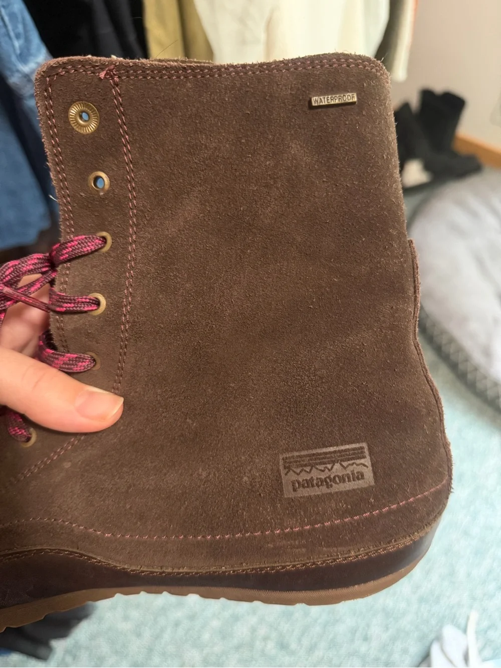 Patagonia Brown Suede Winter Rain Boots with Pink Accent Laces
